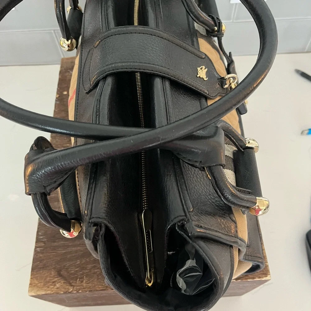 Luxury Black and Tan Designer Men's Bag